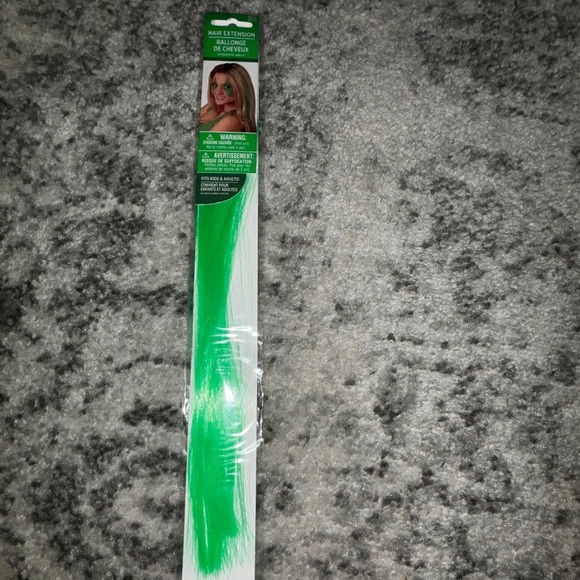 St. Patrick’s Day Accessories Bundle Green Hair Nail Jewels Tattoos Beach Ball - Picture 2 of 5